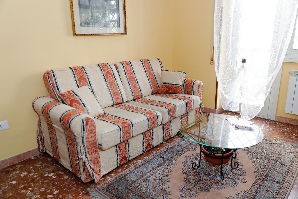 Casa Vacanza Da Andrea Rom Exteriör bild